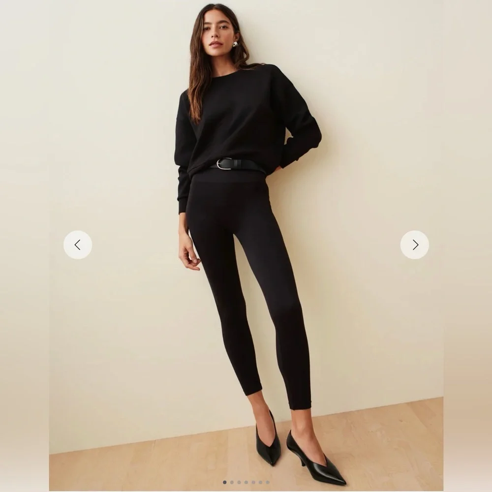 SPANXShape Black Ribbed Knit Leggings Small